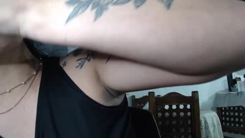 Alix online show from 03-12-25, 01:47