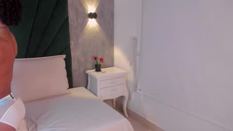  Alexis Etereo  online show from 03-25-26, 08:15