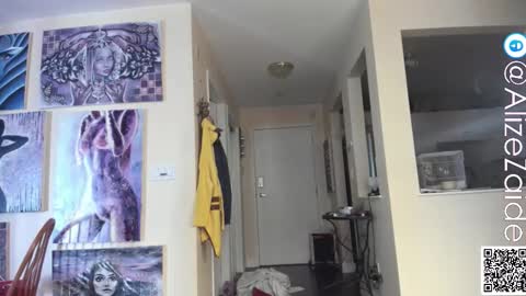 Alize Zaide online show from 10-15-25, 08:09