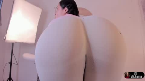 Snapshot of alizza_ chatting on 06-09-26, 11:44 alizza_ online show from 06-09-26, 11:44