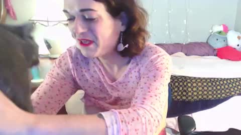 All of Oyl online show from 11-05-25, 02:55