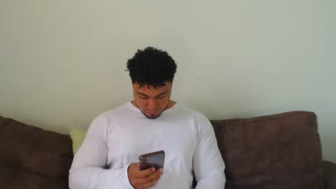 allen_ferrer10 online show from 04-11-26, 05:17
