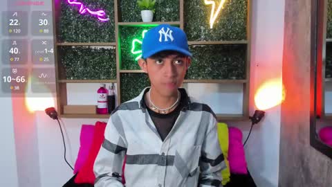 Snapshot of allen_starck chatting on 02-27-25, 03:25 Allen online show from 02-27-25, 03:25