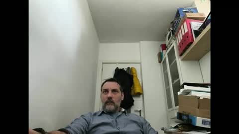 Snapshot of allenvic chatting on 02-25-26, 10:25 allenvic online show from 02-25-26, 10:25