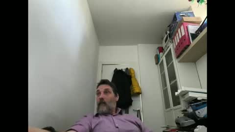 Snapshot of allenvic chatting on 03-18-26, 10:18 allenvic online show from 03-18-26, 10:18
