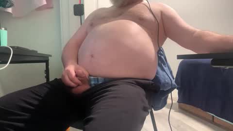 Allergictolove online show from 04-18-26, 04:00