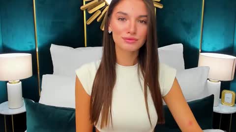 Snapshot of allexag chatting on 09-23-25, 05:54 Lexi online show from 09-23-25, 05:54