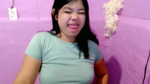 allianahpetit online show from 12-21-25, 02:24