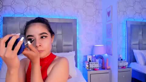 AlliceWinter online show from 09-17-25, 01:57