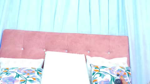 Allicia online show from 11-16-25, 07:19