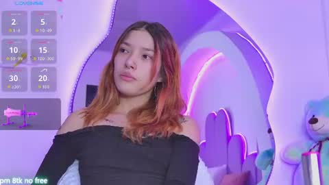 Snapshot of alliciakim chatting on 07-14-26, 11:38 Allicia online show from 07-14-26, 11:38