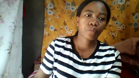 Snapshot of alliciax632770q chatting on 07-07-26, 10:52 alliciax632770q online show from 07-07-26, 10:52