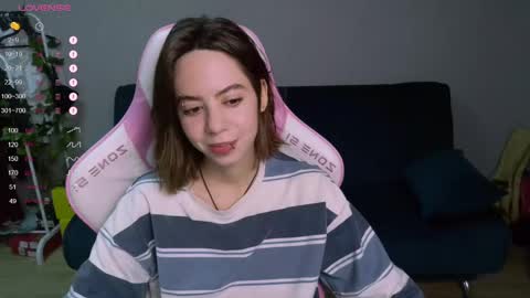 Snapshot of allie_hazie chatting on 01-21-25, 11:34 alice online show from 01-21-25, 11:34