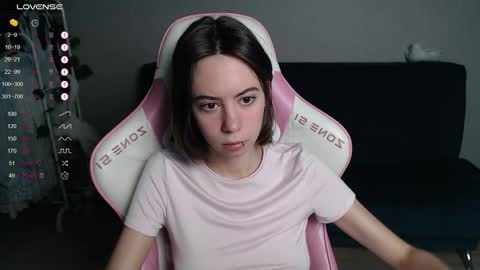 Snapshot of allie_hazie chatting on 11-05-25, 01:16 alice online show from 11-05-25, 01:16