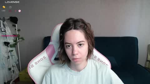 Snapshot of allie_hazie chatting on 05-01-26, 11:42 alice online show from 05-01-26, 11:42