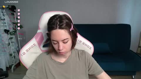Snapshot of allie_hazie chatting on 05-08-26, 12:38 alice online show from 05-08-26, 12:38