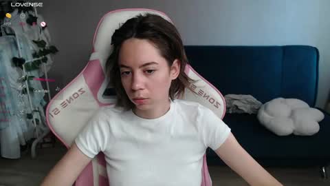 Snapshot of allie_hazie chatting on 06-03-26, 12:24 alice online show from 06-03-26, 12:24
