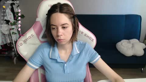 Snapshot of allie_hazie chatting on 06-06-26, 12:16 alice online show from 06-06-26, 12:16