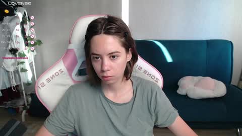 Snapshot of allie_hazie chatting on 06-08-26, 11:16 alice online show from 06-08-26, 11:16