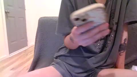 alliebearx online show from 02-12-25, 05:05