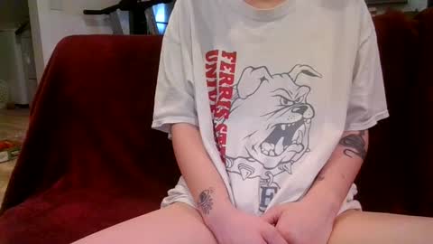 alliebearx online show from 02-26-25, 12:38