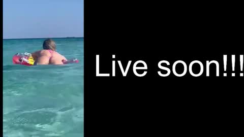 Snapshot of alliesynns chatting on 10-05-25, 04:11 Allie online show from 10-05-25, 04:11