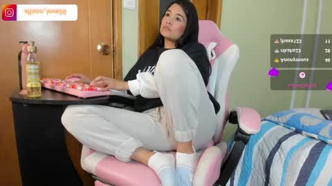 Snapshot of allison_love chatting on 02-21-25, 07:45 allison online show from 02-21-25, 07:45