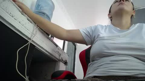Snapshot of allisonbaby_ chatting on 07-12-26, 08:44 allison online show from 07-12-26, 08:44