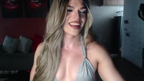 Snapshot of allisonfit chatting on 04-30-26, 12:55 Allison Victoria online show from 04-30-26, 12:55