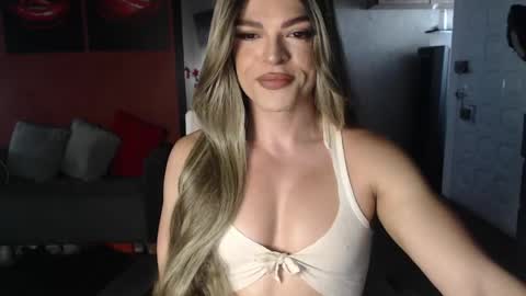 Snapshot of allisonfit chatting on 05-15-26, 12:56 Allison Victoria online show from 05-15-26, 12:56