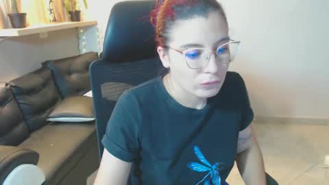 Snapshot of allisonlove_88 chatting on 03-12-25, 07:13 ALLISON online show from 03-12-25, 07:13