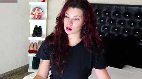 Snapshot of allisonn223 chatting on 09-11-25, 12:38 Deea online show from 09-11-25, 12:38