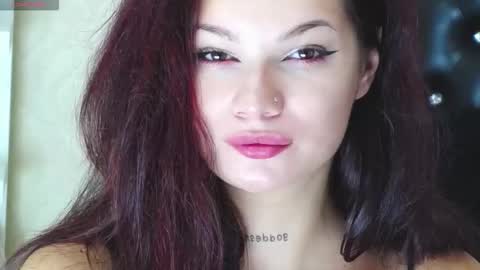 Snapshot of allisonn223 chatting on 10-18-25, 12:28 Deea online show from 10-18-25, 12:28