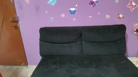 Snapshot of allisonn_smith18 chatting on 10-24-25, 01:13 Alisson online show from 10-24-25, 01:13