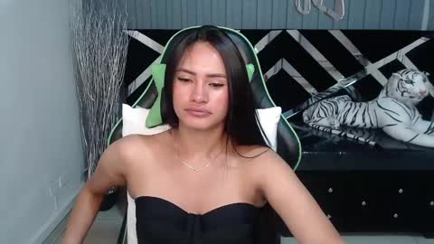 Snapshot of allisson_a chatting on 02-05-25, 09:25 Allisson online show from 02-05-25, 09:25