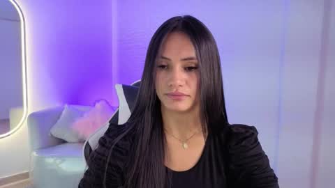 Snapshot of allisson_a chatting on 10-29-25, 03:20 Allisson online show from 10-29-25, 03:20