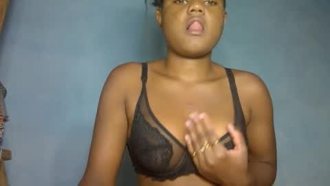 allizida01 online show from 12-04-25, 12:03