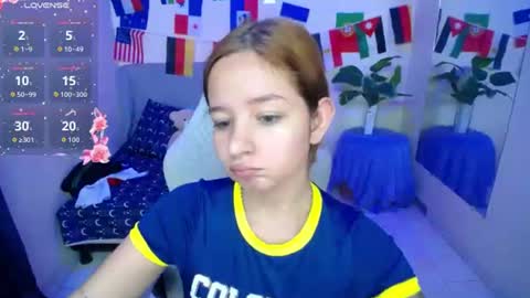 Snapshot of alloy_tiny chatting on 06-14-26, 06:32 alloy_tiny online show from 06-14-26, 06:32
