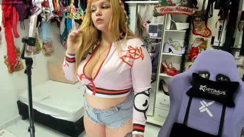 allsson_miller online show from 01-04-25, 04:44