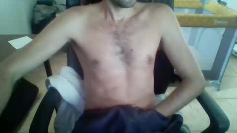 Snapshot of allumemacambebe chatting on 12-12-24, 12:33 Leo online show from 12-12-24, 12:33