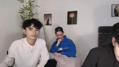 Snapshot of alluring_alpha chatting on 05-13-26, 06:49 kim and josh online show from 05-13-26, 06:49