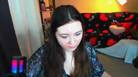 alluringeyess online show from 02-10-26, 12:42