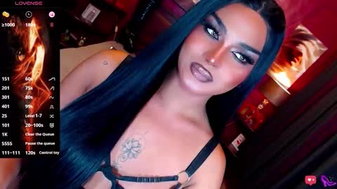 Snapshot of alluringnatalya chatting on 03-27-26, 08:37 Natalya Fox online show from 03-27-26, 08:37