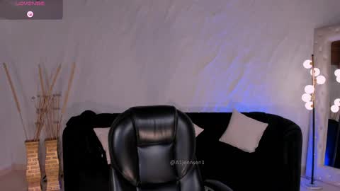 Alisson online show from 05-20-26, 10:21