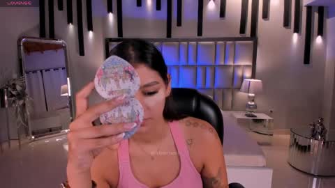 Snapshot of allyjensen chatting on 06-04-26, 10:32 Alisson online show from 06-04-26, 10:32