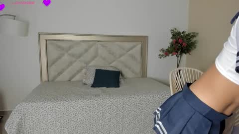Allyson 3 online show from 01-04-25, 07:34
