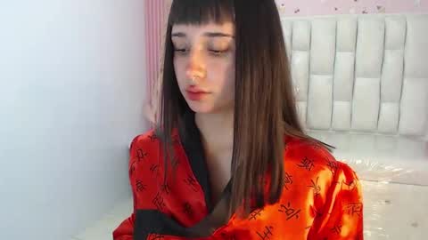 Snapshot of allyssa_bellini_s chatting on 09-21-25, 03:30 Allysa online show from 09-21-25, 03:30