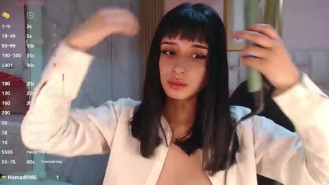 Snapshot of allyssa_bellini_s chatting on 09-30-25, 08:36 Allysa online show from 09-30-25, 08:36