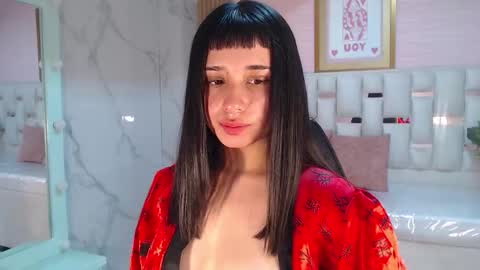 Snapshot of allyssa_bellini_s chatting on 10-11-25, 08:40 Allysa online show from 10-11-25, 08:40