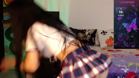 alma_art_ online show from 12-16-24, 11:50